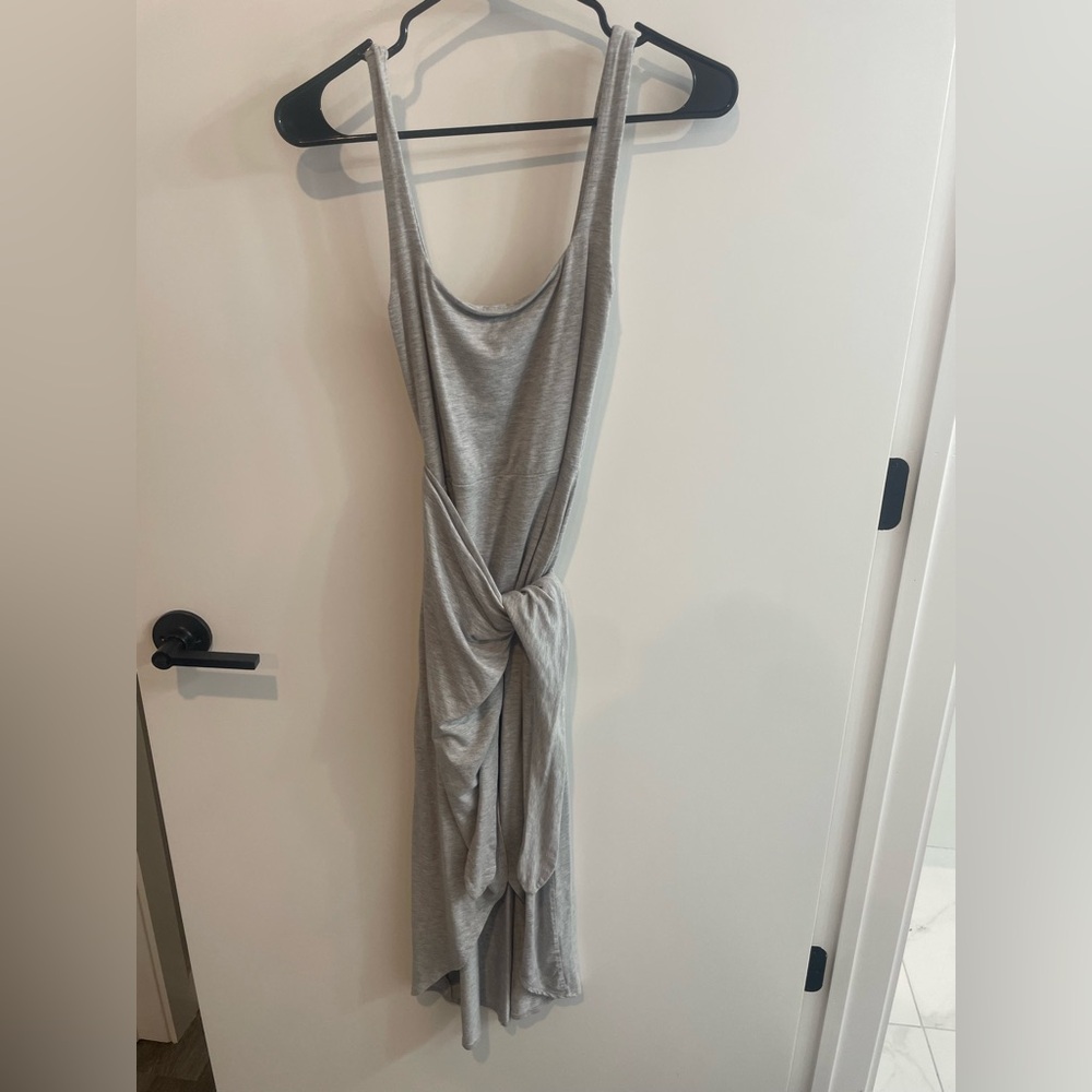 Aritzia Saturn midi dress - Picture 2 of 4